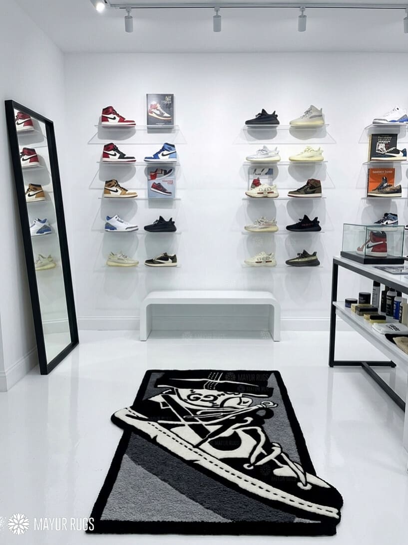 High-top sneaker hand-tufted wool rug featuring monochrome streetwear-inspired footwear artwork by Mayur RugsHigh-top sneaker hand-tufted wool rug featuring monochrome streetwear-inspired footwear artwork by Mayur Rugs