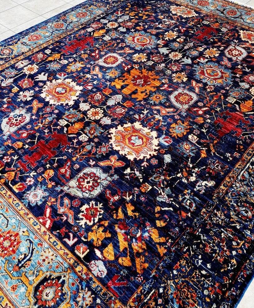 Erase Design Distressed Abstract Hand-Knotted Rug